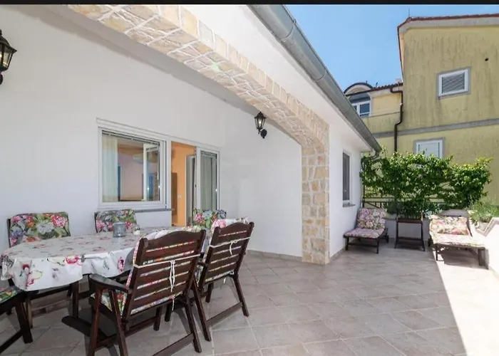 Apartment Tina Pula