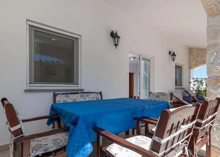 Appartement Tina Pula