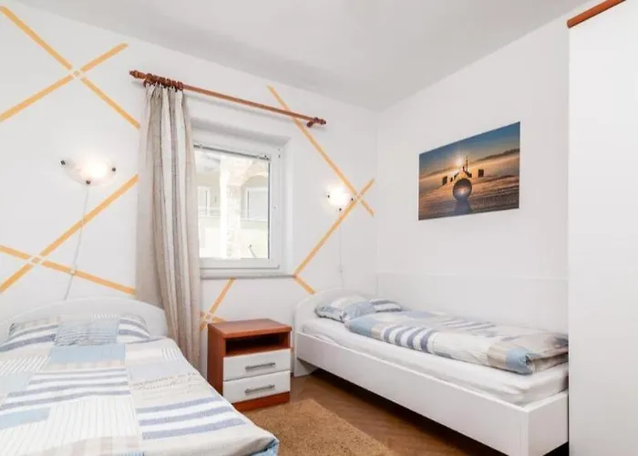 Tina Apartment *