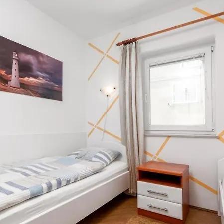 Апартаменти Tina