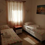 Tina Διαμέρισμα